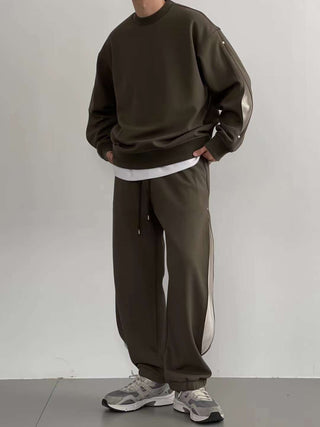 The Split Design Sweatpants